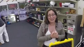 French pawnshop amateur sucking pov dick before riding