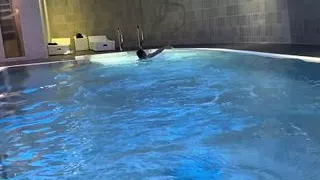 Straight guy sucked me at sauna which wife is swimming