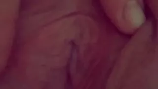 Milf fingering pussy