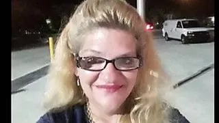 Walmart manager Milf first time sucking younger men