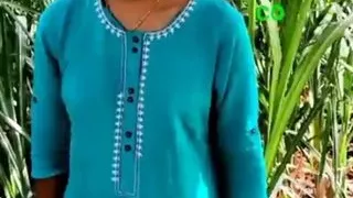 Khet me akeli ladaki ko dekh kar zabardasti chudai kar diya