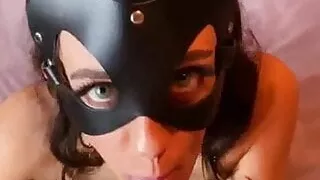 Bondage slut finishes on her face