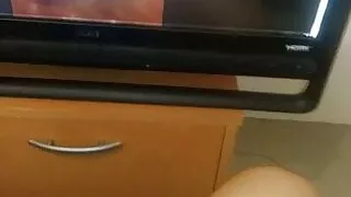 Schaue Videos von schönen Latina beim Wichsen meines Schwanzes