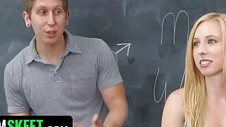 Blonde Teen Beauty Fucked In Classroom