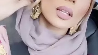 Bengali Wank Slut from the UK