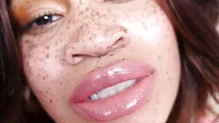 Goddess Rosie Reed – Femdom POV Fetish For My Big Lips