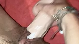 Slut-Milf using dildo