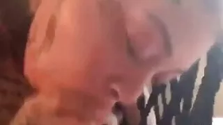 Lady sucking for that nut