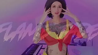 Flame Jade and Faye Valentine – dildo creampie