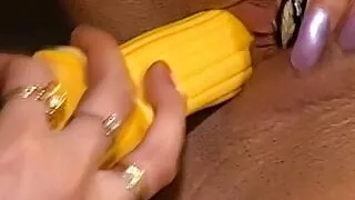 stiefmama und natur double penetration  mit der dicken fetten gurke im arsch