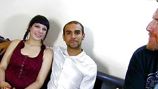 Französisches Mädchen von nebenan versucht Amateur-Casting