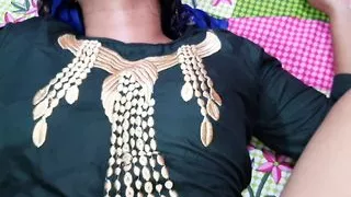 Indian desi fucking pussy with boyfriend – hot and sexy