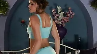 Big Boobed Beauty Renee Perez Stuffs Her Hot Pink Pussy!