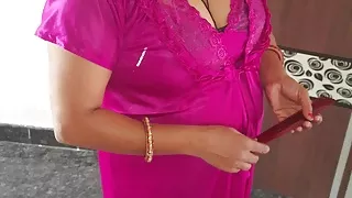 Beautiful Rashmi Bhabhi is Back – full Hindi audio