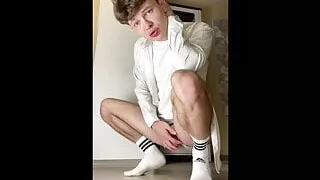 Young Men Stroking his Huge Dick (23cm) in Bathroom