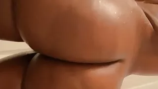 Stroker & thicc chocolate