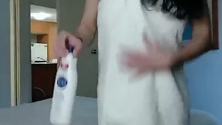 ladyboy trans anairb shows how to put body lotion properly