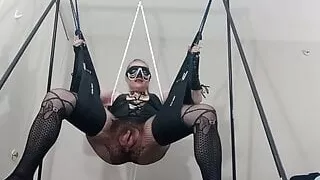 Squirting slave’s mature pussy