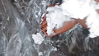 Chocolate feet sundae