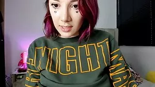 This Colombian loves to feel like a slut for her fans