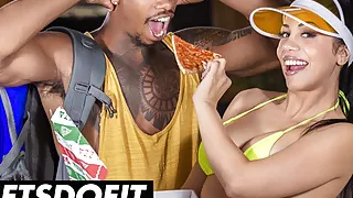 HORNY HOSTEL – Pizza Girl Gives Special Service To BBC Client
