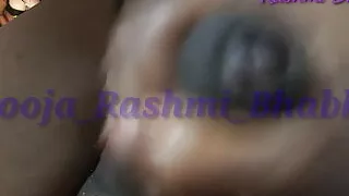Rashmi Bhabhi ki full chudayi with poojas husband part third