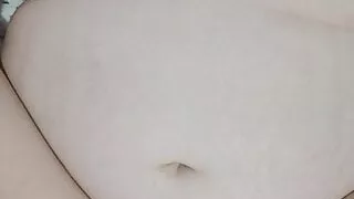 BBW Trans Mädchen stöhnt beim Wichsen und Sperma PoV