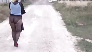 Walk in pantyhose without skirt –  ass