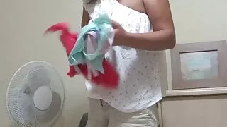 Latina fucks on the beach, milk comes out of her pussy