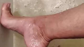 DenkffKinky - Water treatments for feet with golden rain -2