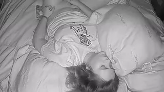 Desperate Milf Plays With Her Pussy Before Bedtime