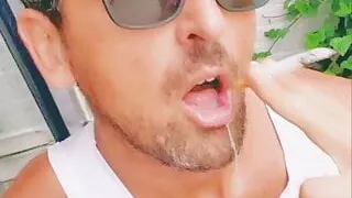 Slutboyben CAM4 Spit Roasted Fuckbunny