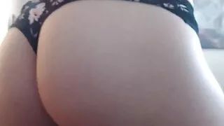 Big solo ass Sexy teen playing