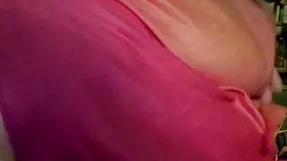 Perfect curvy babe – boob tease and reveal