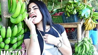 CARNE DEL MERCADO - Latina Salesgirl Takes Cock After Work