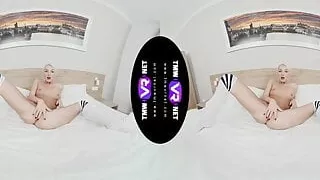 TmwVRnet - Lovita Fate – Blondie’s solo party in bed