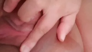 teenager (+18) wakes up in the morning wanting to come.