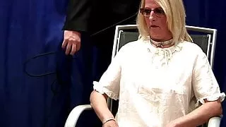 Zofe im weissen Gewand