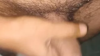 Lorda hila ke chut marne mai bahut maja aata hai koi ladki h