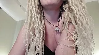 My big ass really wants to be stroked.