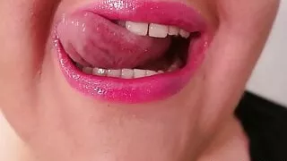 Plump lips fetish BBW Lips Lip fetish #9