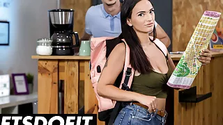 HORNY HOSTEL - Teen Latina Found The Right Way To Big Cock