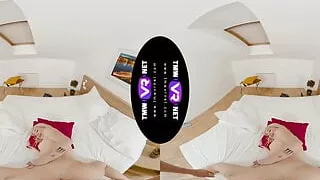 TmwVRnet - Marilyn Sugar - Hard sex overcomes any stroll