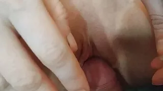 Girl squirtss from hard massage of the clitoris with a dick
