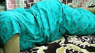 Stepcousin stepsister ko bathroom pe accha se choda.. Kolkata sex