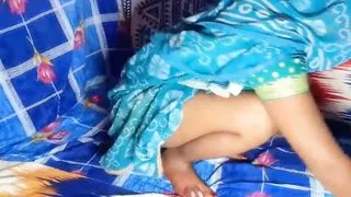 Indian Desi Village Hardcore Desi Sex In Saree – Hindi Video
