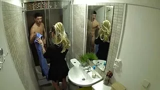 Lola bangs a clueless dude who thinks she's a secretary