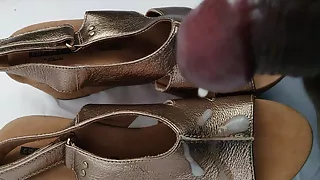 Jerking Off Black Cock & Cum On My Stepdaughter Wedge Shoes