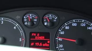 Versaute Anhalterin im BumsBus mitgenommen und gebumbst