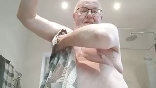 Tit- and nipple pleasure